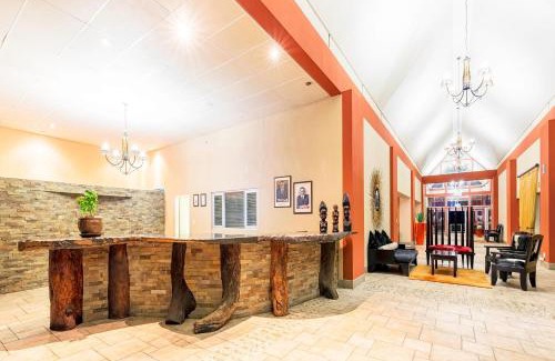 Katima Mulilo Hotel | Protea Hotel by Marriott Zambezi River Lodge