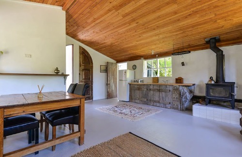 Solway Cottage | Provence Stone Cottage - Wairarapa Retreat with spring water and natural power