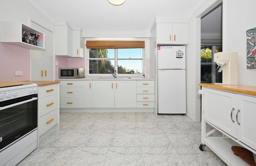 Caloundra Apartment | Proximity to Kings and Bulcock beaches provides an all-encompassing experience.