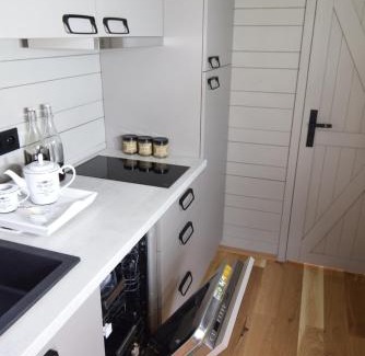 Konstancin-Jeziorna Apartment | Prześpij się z Alpaką w Tiny House