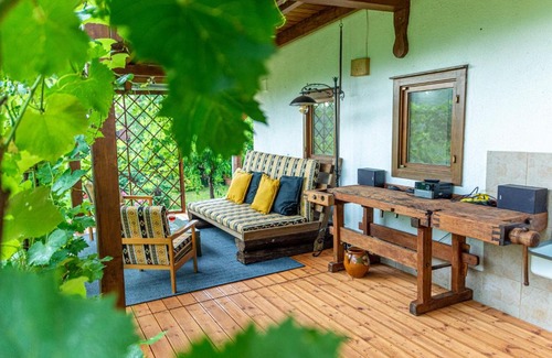 Perocseny House | Puckó Family