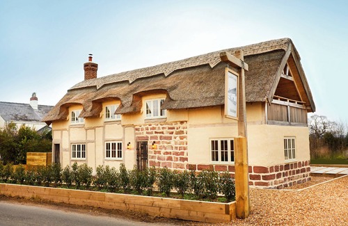 Tattenhall Cottage | PUDDLED DUCK COTTAGE, pet friendly, with open fire in Tattenhall