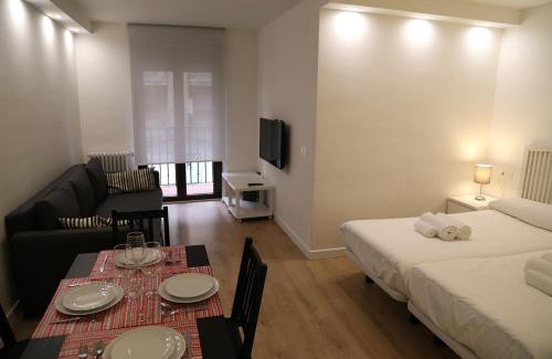 Tenerias Apartment | Puente Romano by Salamancavacacional