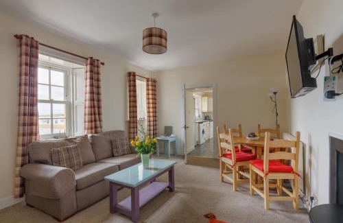 Drummore House | Puffin House-Mull of Galloway Lighthouse