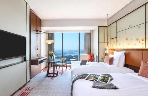 Huizhou Hotel | Pullman Huizhou Kaisa