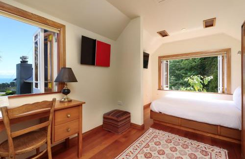 Britannia Heights Apartment | Puna Perch - Te Whare Rangi