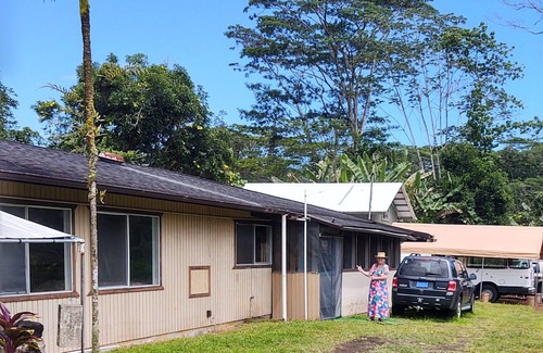 Nanawale Estates House | "Puna Tiki" is a Bedroom w/small bath, mini fridge & microwave