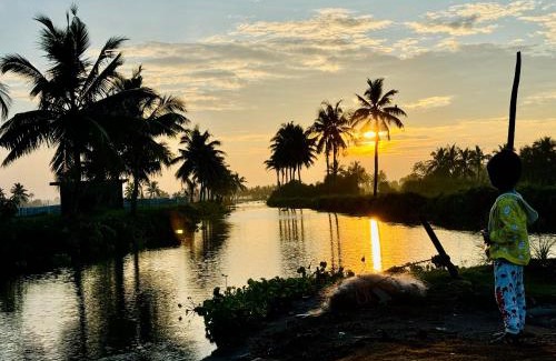 Kochi Other | Punarjani Kadamakuddy