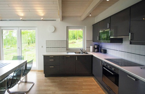 Sunne Municipality House | Pure lake view and great feeling of space