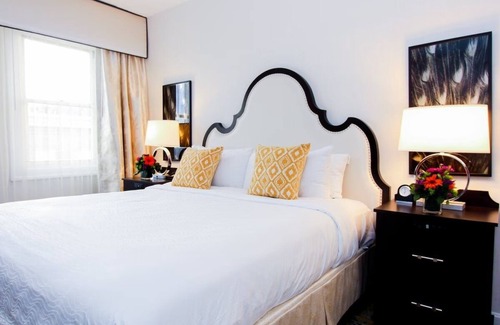 Kalorama Heights Hotel | PURE Wellness Standard King, Allergy-Friendly, Fitness Center Access