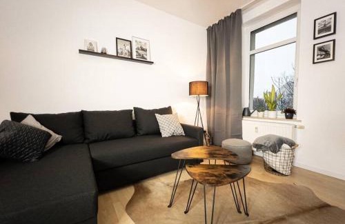 Eutritzsch Apartment | Purer Luxus mit 2 Schlafzimmern, Balkon und Privat-Parkplatz