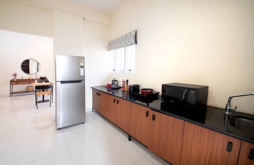 Sahakar Nagar Hotel | Purple Cloud Urban