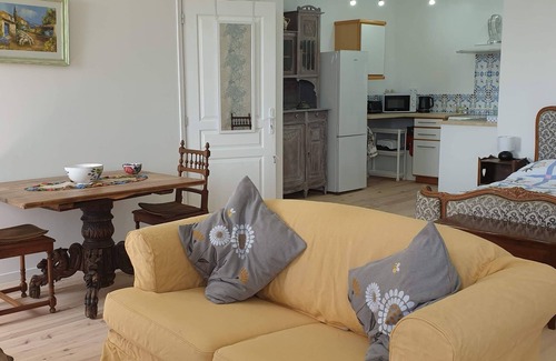 Saint-Gaudens Apartment | Pyrenees View - Brand New For Summer 2023 - Stunning Views & Garden