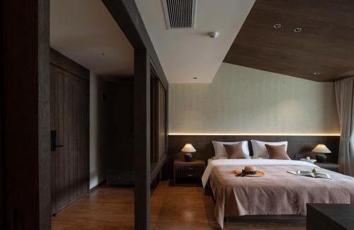 Yulong Hotel | Qíng Shān Yuè Panorama Design Resort Villa Jade Dragon White Sand Lijiang