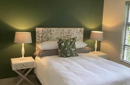 Kloof Apartment | Q's Palace
