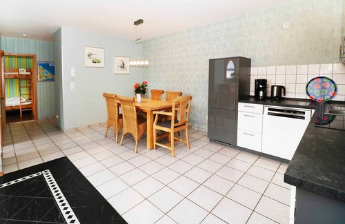 Karlshagen Apartment | Q09 max. 5 pers. and 1 baby 2 bedrooms close to the beach - vacation home Quartier18