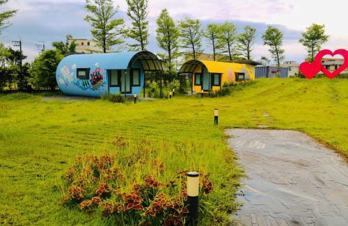 Zhuangwei Bed & Breakfast | Qian Qian Riverside B&B