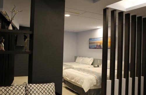 Zhuangwei Bed & Breakfast | Qian Qian Riverside B&B