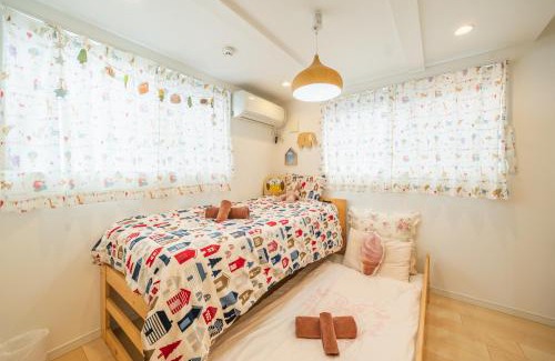 Nakakasai Apartment | QiQi House Tokyo まるごと新築一軒家宿 Spacious New Home, 8 Guests, Easy Airport & Disney Access
