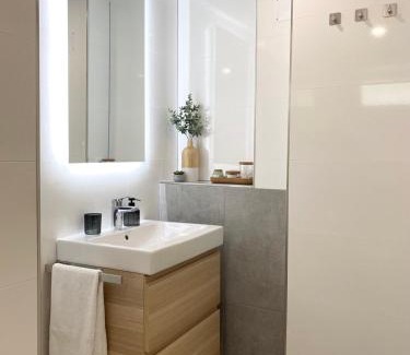 Heiligenkirchen Apartment | QT Apartments Detmold - Neu - Top Lage - Parkplatz