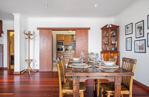 Porto Moniz House | Quaint 4-bedroom country house in Seixal