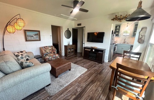 Cayucos House | Quaint Beach Cottage
