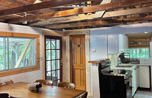 North Frontenac Cabin | Quaint Cabin on Kash