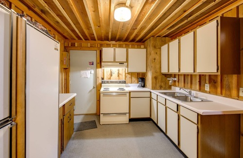 De Borgia Cabin | Quaint DeBorgia Retreat: Black Diamond Guest Ranch