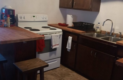 Grants House | Quaint Hidden Gem in the Urainum Capital