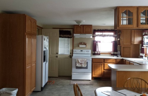 Ferryville House | Quaint Single Family home overlooking Pool 9