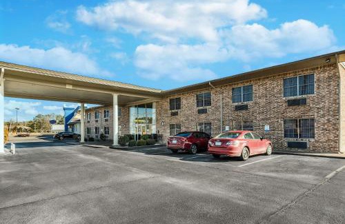 Caddo Valley Hotel | Quality Inn Arkadelphia - University Area