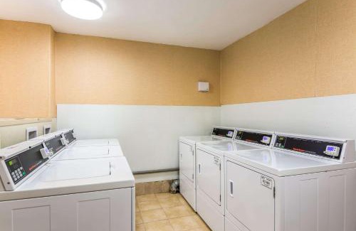 Bermuda Hotel | Quality Inn Chester - South Richmond