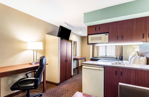 Bermuda Hotel | Quality Inn Chester - South Richmond