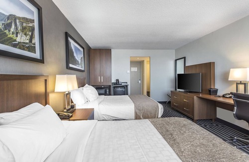 Corner Brook Hotel | Quality Inn Corner Brook