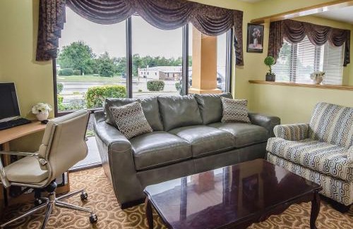 Franklin Hotel | Quality Inn Franklin South