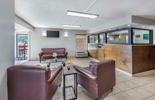 Glasgow Hotel | Quality Inn Glasgow