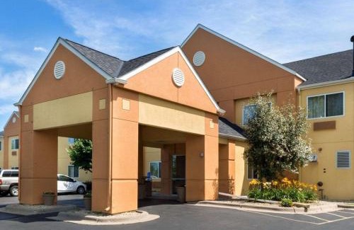 Lakeville Hotel | Quality Inn Lakeville North