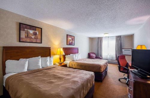 Mitchell Hotel | Quality Inn Mitchell I-90