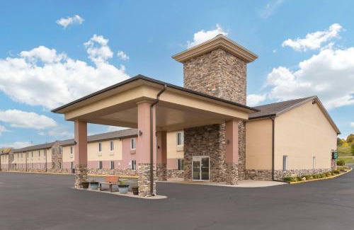 Newton Hotel | Quality Inn Newton at I-80