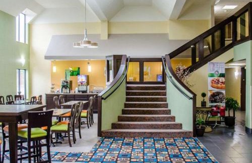 Medina Hotel | Quality Inn & Suites Medina - Akron West