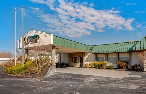 New Hartford Hotel | Quality Inn & Suites New Hartford - Utica