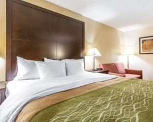 Portsmouth Hotel | Quality Inn & Suites
