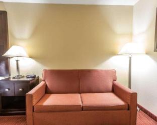 Portsmouth Hotel | Quality Inn & Suites