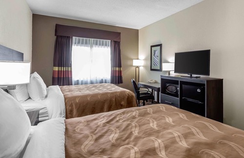 South Salisbury Hotel | Quality Inn & Suites
