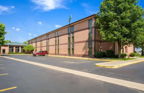 Sellersburg Hotel | Quality Inn & Suites