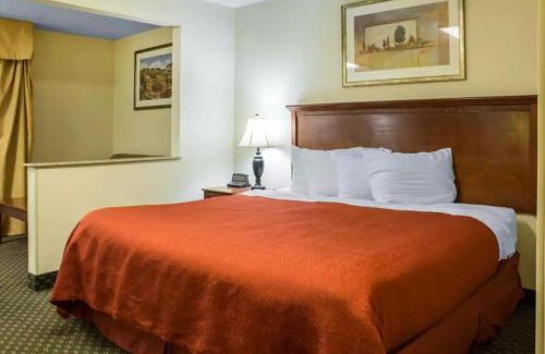 Sioux City Hotel | Quality Inn & Suites