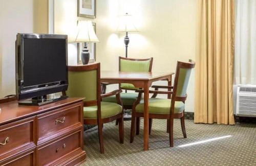 Sioux City Hotel | Quality Inn & Suites
