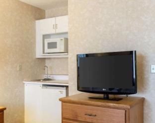 Brandon Hotel | Quality Inn