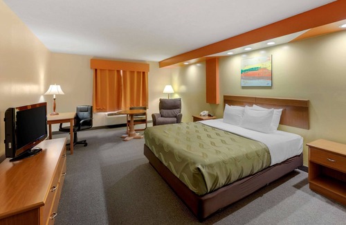 Hamilton Hotel | Quality Inn