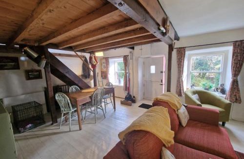 Tanygrisiau House | Quarry Cottage